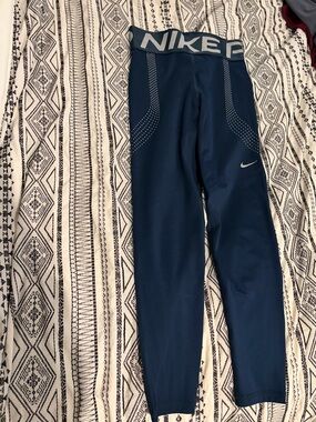 Nike pro leggings
